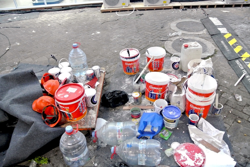 Inspectie voor graffiti verwijderen spoed